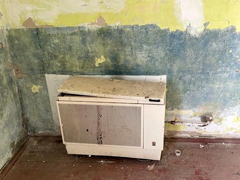 комерційна за адресою Миру, 7