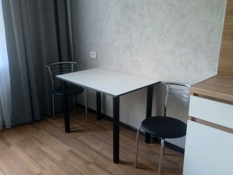 квартира за адресою Добровольців пров., 10