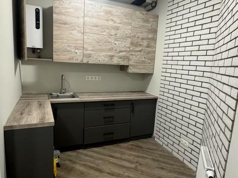 комерційна за адресою Університетська вул., 2Ф/2