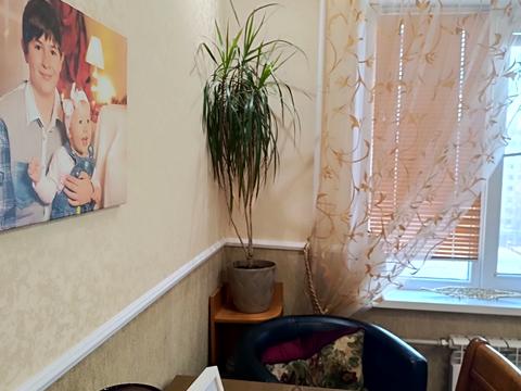 квартира за адресою Князя Володимира Великого просп., 102