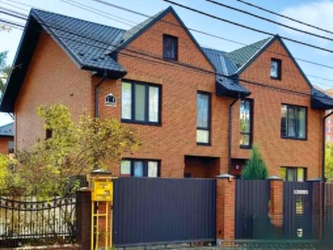 дом по адресу Сімʼї Шкарівських ул.