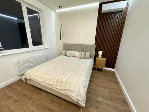 квартира за адресою Андрія Верхогляда вул. (Михайла Драгомирова), 14-А