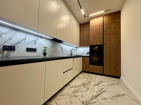 квартира за адресою Андрія Верхогляда вул. (Михайла Драгомирова), 14-А