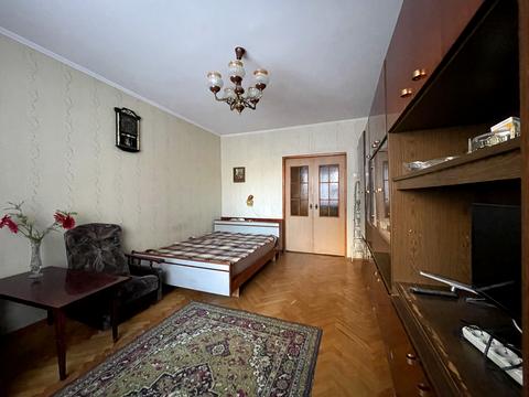 квартира за адресою Озерна вул., 4