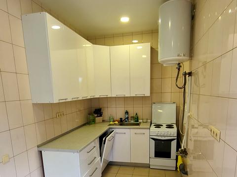 комерційна за адресою Центральна вул., 190