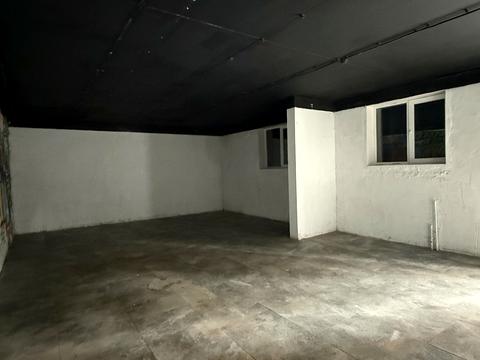 комерційна за адресою Євгена Чикаленка вул., 58а