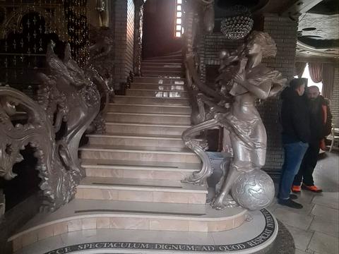 коммерческая по адресу Черновцы, Университетская ул., 21