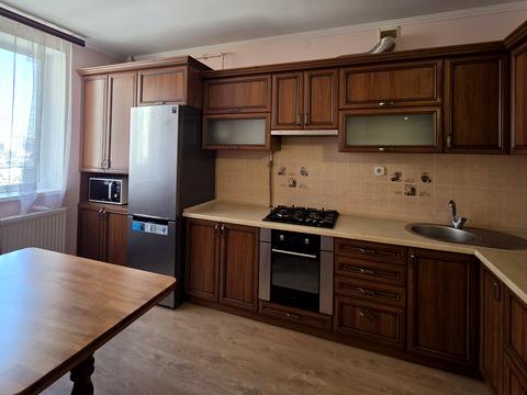 квартира за адресою Василя Симоненка вул., 33а/б/в