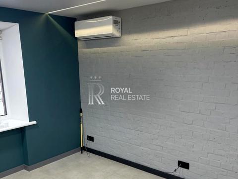 комерційна за адресою Велика Васильківська вул. (Червоноармійська), 131