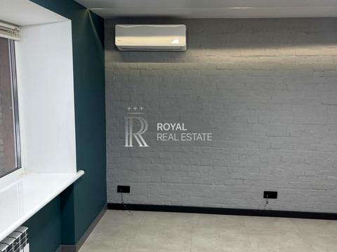 комерційна за адресою Велика Васильківська вул. (Червоноармійська), 131