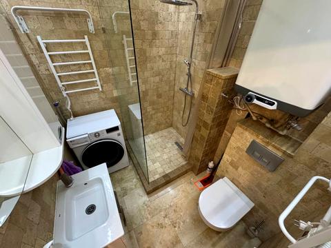 квартира по адресу Луговская ул., 248