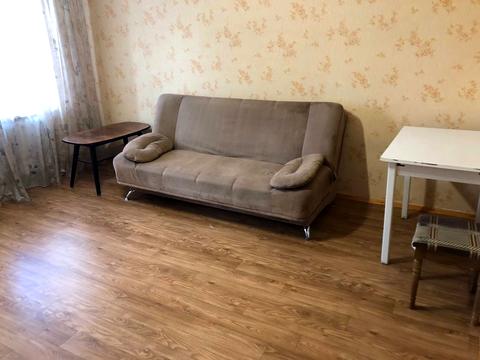 квартира за адресою Анни Ахматової вул., 35-Б