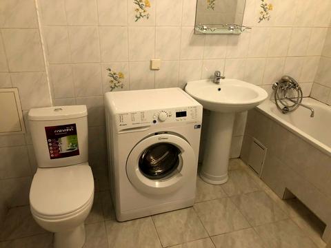 квартира за адресою Анни Ахматової вул., 35-Б