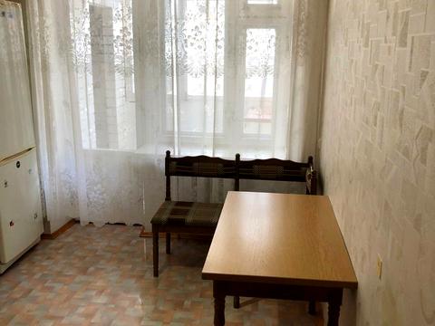 квартира за адресою Анни Ахматової вул., 35-Б