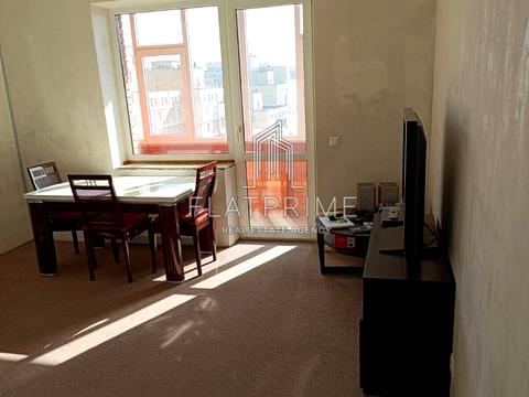 квартира по адресу Ревуцкого ул., 9