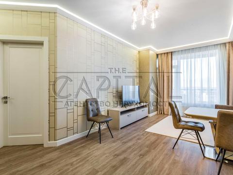 квартира за адресою Лабораторний пров., 7