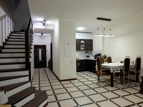 будинок за адресою Озерна, 2А