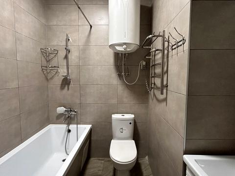 квартира за адресою Ревуцького вул., 40-В