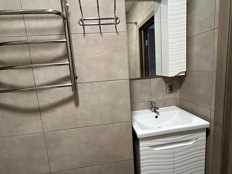 квартира за адресою Ревуцького вул., 40-В