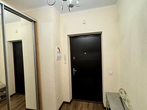 квартира за адресою Сім'ї Кульженків вул. (Петра Дегтяренка), 37