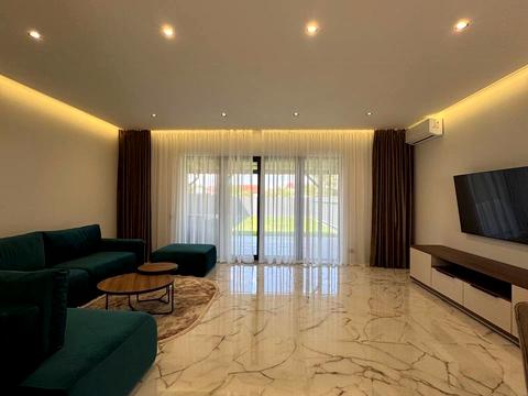 будинок за адресою Горіхова, 25