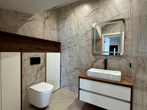 будинок за адресою Горіхова, 25