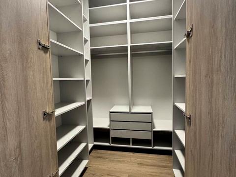 будинок за адресою Горіхова, 25