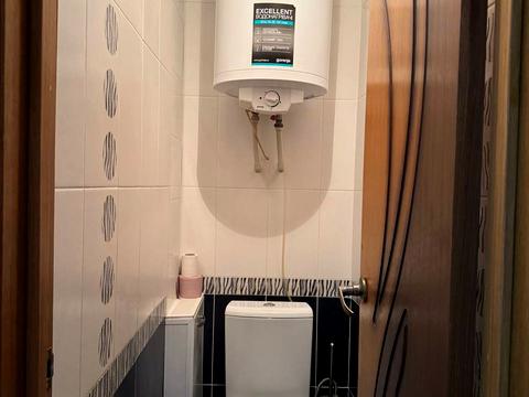 квартира за адресою Дніпро, Героїв просп., 1