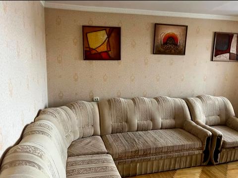 кімната за адресою Героїв 101-ї Бригади вул. (Олексія Бестужева-Рюміна), 12