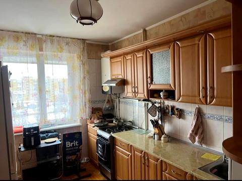 кімната за адресою Героїв 101-ї Бригади вул. (Олексія Бестужева-Рюміна), 12