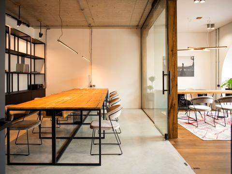 коммерческая по адресу Французский бульв., 2