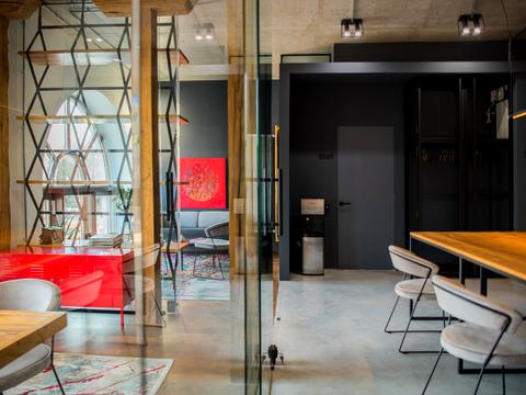 коммерческая по адресу Французский бульв., 2