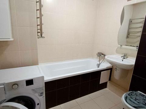 квартира за адресою Яновського вул., 98