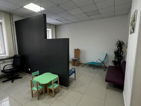 комерційна за адресою Михайля Семенка вул. (Чайковська), 24