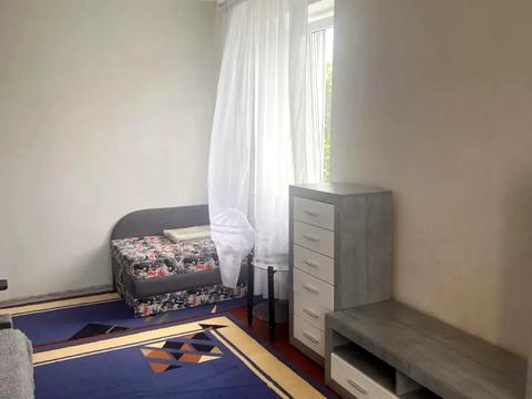 квартира за адресою Кропивницького вул., 10