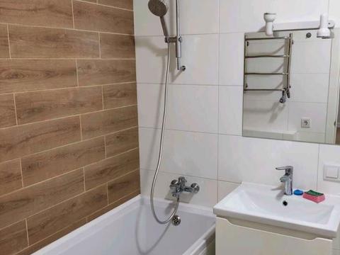 квартира за адресою Князя Романа Мстиславича вул. (Генерала Жмаченка), 28