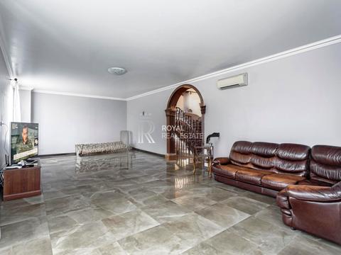 дом по адресу Петропавловская ул.