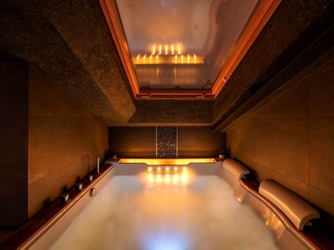 квартира за адресою Регенераторна вул., 4 к4