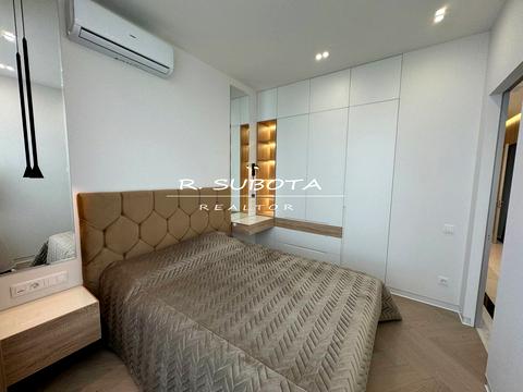 квартира за адресою Зоряний бульв., 1м