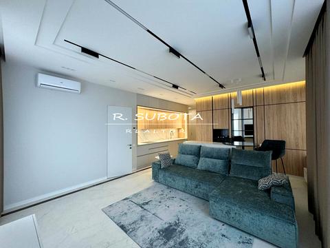 квартира за адресою Зоряний бульв., 1м