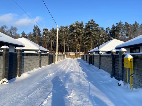 будинок за адресою Успішна