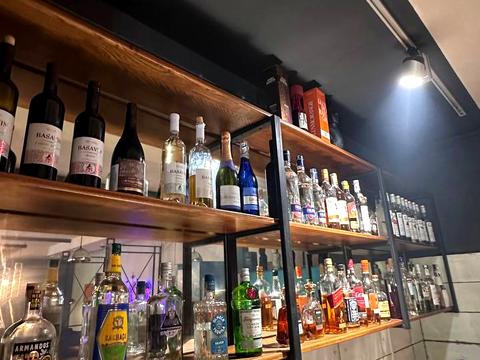 комерційна за адресою Володимира Мономаха вул. (Московська), 4