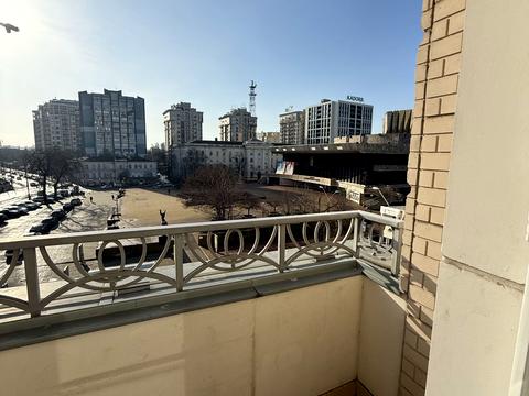 квартира за адресою Одеса, Леонтовича вул. (Бєлінського), 16