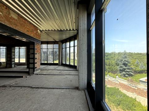 комерційна за адресою Ломаківська вул. (Мічуріна), 15