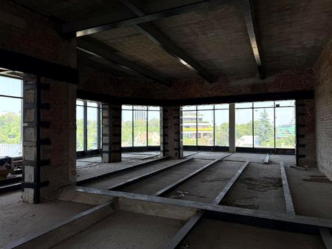 комерційна за адресою Ломаківська вул. (Мічуріна), 15