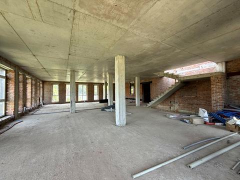 комерційна за адресою Ломаківська вул. (Мічуріна), 15