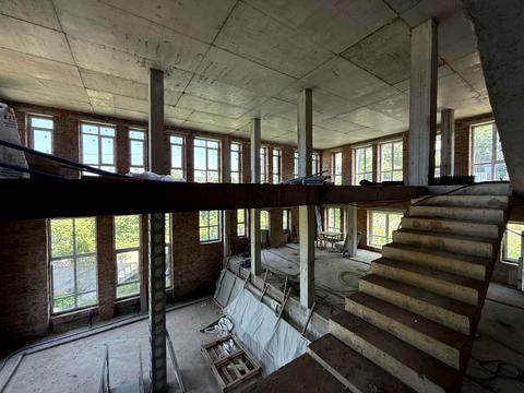 комерційна за адресою Ломаківська вул. (Мічуріна), 15