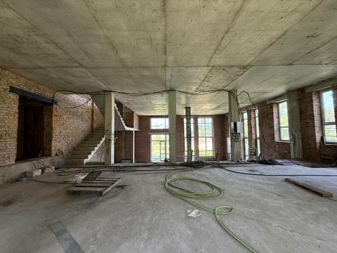 комерційна за адресою Ломаківська вул. (Мічуріна), 15