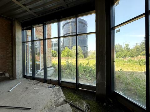 комерційна за адресою Ломаківська вул. (Мічуріна), 15