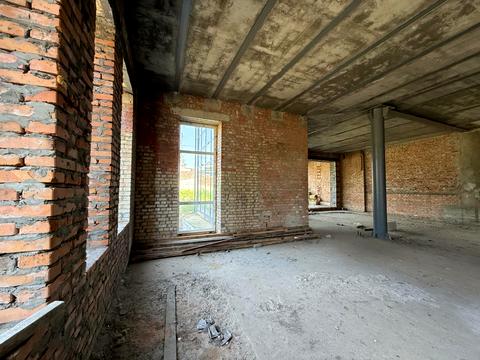 комерційна за адресою Ломаківська вул. (Мічуріна), 15